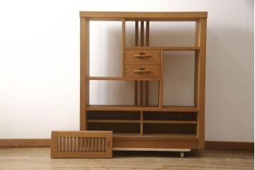 中古　国産手造り家具　タモ材　和モダンの雰囲気高める飾り棚(茶棚、和風キャビネット、戸棚、収納棚、引き出し)(R-063482)