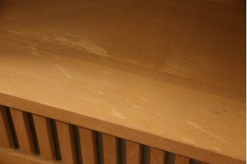 中古　国産手造り家具　タモ材　和モダンの雰囲気高める飾り棚(茶棚、和風キャビネット、戸棚、収納棚、引き出し)(R-063482)