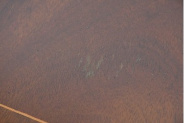 イギリスアンティーク　ウォールナット材　重厚な雰囲気漂うトールチェスト　(R-063486)