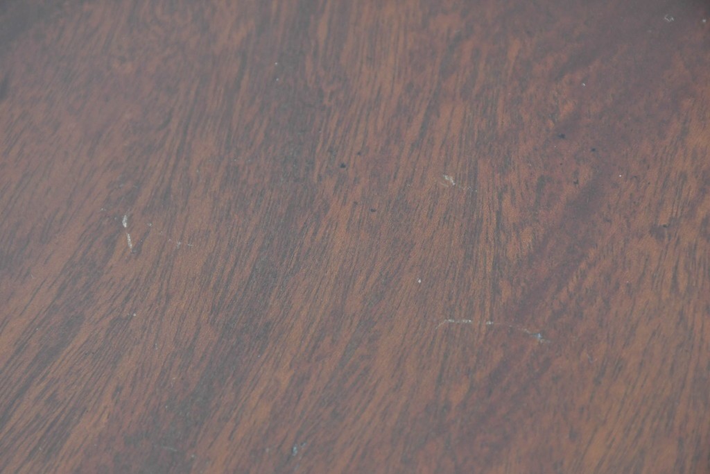 イギリスアンティーク　ウォールナット材　重厚な雰囲気漂うトールチェスト　(R-063486)