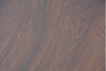 イギリスアンティーク　ウォールナット材　重厚な雰囲気漂うトールチェスト　(R-063486)