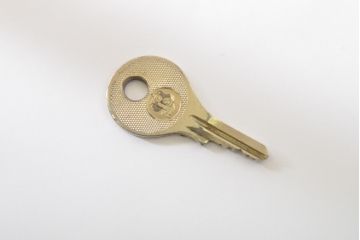 イギリスビンテージ　ローズウッド材　収納できる扉で使用中は開けっ放しOK!小引き出し付きのファイルキャビネット(収納棚、本棚、飾り棚、戸棚、垂直収納扉、ヴィンテージ)(R-063490)