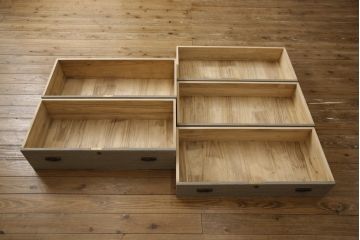 和製ビンテージ　品のある佇まいが和の空間を演出する三段重ねの総桐箪笥(衣装タンス、収納たんす、桐たんす、引き出し、ヴィンテージ)(R-063514)