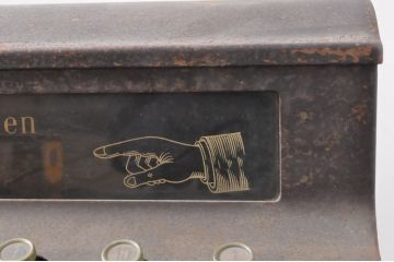 ジャンク品　特大!!　アイアン製　コレクションにおすすめ!!古い商店で使われていた重厚なレジスター(ディスプレイ)(R-063519)