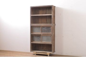 アンティーク家具　古い木味の風合いが趣き深い五段収納棚(戸棚、本箱、ブックケース、飾り棚、キャビネット)(R-063521)