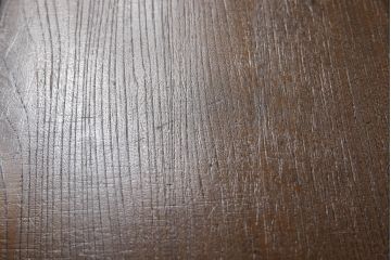 和製アンティーク　総欅(ケヤキ)材一枚板　味のある風合いが魅力のローテーブル(作業台、裁ち板、飾り台、陳列台)(R-063526)