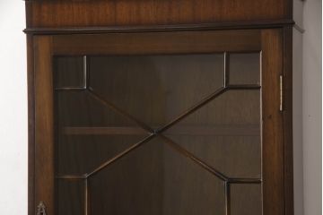 イギリスアンティーク　希少サイズ　ウォールナット材　幅狭サイズが取り入れやすいビューローブックケース(本箱、収納棚、戸棚、引き出し、キャビネット、ライティングビューロー、ワークデスク、在宅ワーク、在宅用)(R-063532)