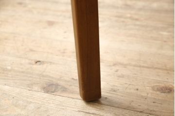 イギリスビンテージ　チーク材　ビーチ材　ナチュラルスタイルのお部屋づくりにぴったりのエクステンションテーブル(ダイニングテーブル、拡張式テーブル、丸テーブル、ラウンドテーブル、食卓、2人掛け、4人掛け、6人掛け、ヴィンテージ)(R-063537)