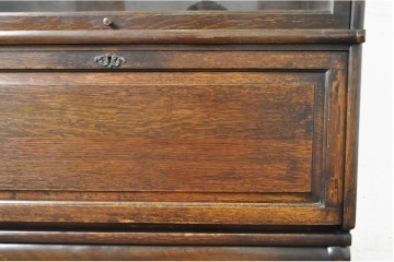 イギリスアンティーク　Globe Wernicke(グローブ ウェルニッケ)　希少デザイン!!　高級品!!　多機能なのにスリムサイズなビューロー付きスタッキングブックケース　(R-063540)