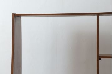 デンマークビンテージ　シンプルでスッキリとしたデザインが北欧らしいルームディバイダー(テレビ台、テレビボード、飾り棚、キャビネット、収納棚、戸棚、オープンラック、間仕切り、ヴィンテージ)(R-063544)