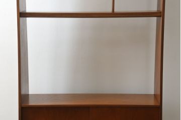 デンマークビンテージ　シンプルでスッキリとしたデザインが北欧らしいルームディバイダー(テレビ台、テレビボード、飾り棚、キャビネット、収納棚、戸棚、オープンラック、間仕切り、ヴィンテージ)(R-063544)