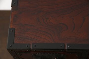 中古　熊野洞　本漆仕上げ　伊達家の家紋入り!手打ち金具の美しさが魅力の小引き出し(小箪笥、仙台箪笥、小物収納、卓上収納(R-063558)