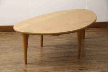 中古　飛騨産業　キツツキ　森のことば　ibukiシリーズ　丸みのあるデザインが可愛らしいリビングテーブル(センターテーブル、ローテーブル)(定価105,600円)(R-063562)