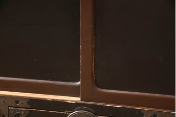 和製アンティーク　上品な金具が魅力の庄内箪笥ローボード(テレビ台、テレビボード、ローチェスト、引き出し、時代箪笥、収納棚、戸棚)(R-063563)