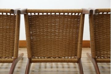 デンマークビンテージ　Mogens Kold(モーエンス・コード社)　Arne Hovmand Olsen(アルネ・ホブマン・オルセン)デザイン　通気性に優れたペーパーコードチェア4脚セット(ダイニングチェア、アームレスチェア、椅子、イス、ヴィンテージ、北欧)(R-063567)