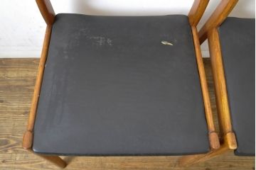 イギリスビンテージ　メンズライクな空間づくりに活躍するダイニングチェア2脚セット(アームレスチェア、椅子、イス、ヴィンテージ)(R-063572)