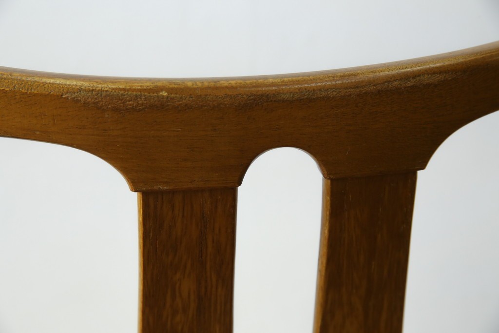 イギリスビンテージ　nathan(ネイサン)社　ビーチ材　エレガントなデザインのファブリックがお洒落!!品のある佇まいが目を惹くダイニングチェア　(R-063573)