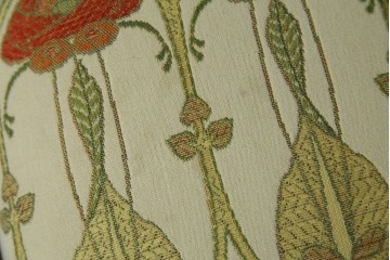 イギリスビンテージ　nathan(ネイサン)社　ビーチ材　エレガントなデザインのファブリックがお洒落!!品のある佇まいが目を惹くダイニングチェア　(R-063573)