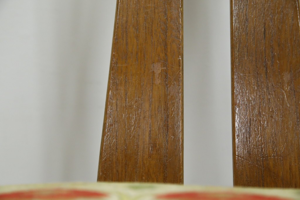 イギリスビンテージ　nathan(ネイサン)社　ビーチ材　エレガントなデザインのファブリックがお洒落!!品のある佇まいが目を惹くダイニングチェア　(R-063573)