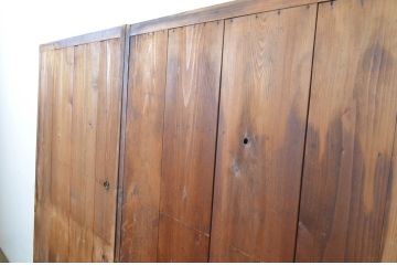 アンティーク建具　木の温かな色合いが魅力の板戸2枚セット(雨戸、帯戸、引き戸)(R-063574)