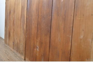 アンティーク建具　木の温かな色合いが魅力の板戸2枚セット(雨戸、帯戸、引き戸)(R-063574)