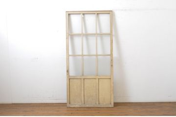アンティーク建具　ペイント仕上げ限定　レトロな雰囲気づくりにおすすめのガラス戸1枚(引き戸)(R-063576)
