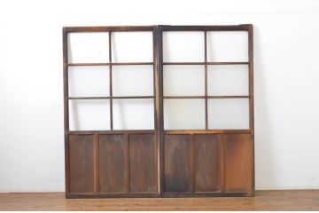 アンティーク建具　時を重ねた木色が印象深いガラス戸2枚セット(引き戸)(R-063580)
