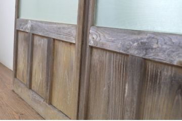 アンティーク建具　プレスガラス入り　光を取り入れたいお部屋におすすめのガラス戸2枚セット(引き戸)(R-063581)