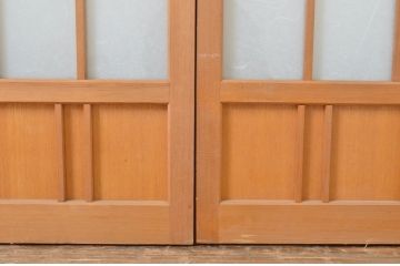 昭和レトロ　上品な和の空間づくりにおすすめのガラス入り格子戸4枚セット(建具、格子戸、引き戸、ガラス戸)(R-063587)