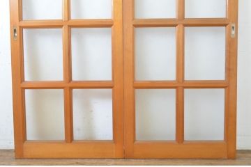 昭和レトロ　ヒノキ(檜)材　昭和の懐かしい雰囲気のあるレトロなガラス戸2枚セット(建具、引き戸)(R-063588)