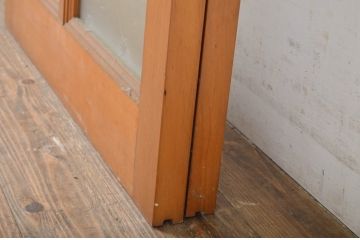 昭和レトロ　ヒノキ(檜)材　昭和の懐かしい雰囲気のあるレトロなガラス戸2枚セット(建具、引き戸)(R-063588)