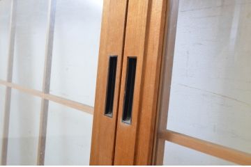 昭和レトロ　どこか懐かしい雰囲気漂うレトロな幅狭雪見障子戸4枚セット(建具、擦り上げ障子戸、擦上障子戸、引き戸)(R-063589)