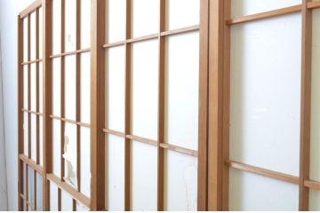 昭和レトロ　使い込まれた風合いが味わい深いレトロな幅狭雪見障子戸4枚セット(建具、擦り上げ障子戸、擦上障子戸、引き戸)(R-063590)