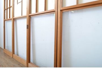 昭和レトロ　使い込まれた風合いが味わい深いレトロな幅狭雪見障子戸4枚セット(建具、擦り上げ障子戸、擦上障子戸、引き戸)(R-063590)