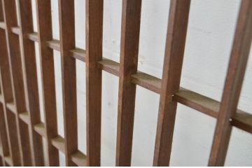 アンティーク建具　レーザー組子入り　渋みのある色合いが魅力の組子帯戸2枚セット(引き戸、格子戸、レーザー組子板戸)(R-063592)