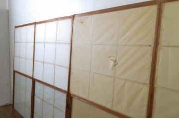 アンティーク建具　レトロな雰囲気を醸し出す雪見障子戸4枚セット(擦り上げ障子戸、擦上障子戸、引き戸)(R-063593)