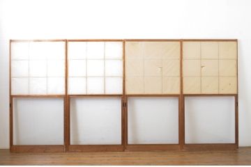 アンティーク建具　レトロな雰囲気を醸し出す雪見障子戸4枚セット(擦り上げ障子戸、擦上障子戸、引き戸)(R-063593)