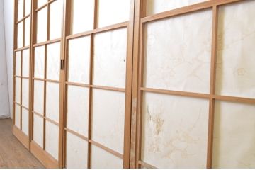 アンティーク建具　どこかレトロな雰囲気を感じさせる幅狭雪見障子戸4枚セット(擦り上げ障子戸、擦上障子戸、引き戸)(R-063595)