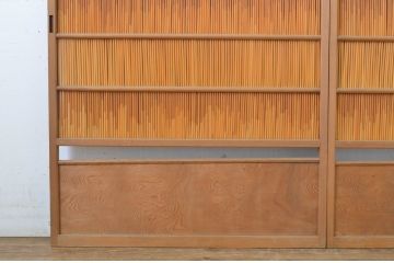 アンティーク建具　波打つようなきれいな木目が目を惹く夏戸2枚セット(簾戸、御簾戸、簀戸、葭戸、夏障子、引き戸、すど)(R-063599)
