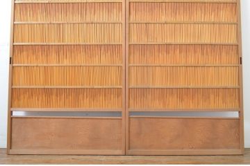 アンティーク建具　波打つようなきれいな木目が目を惹く夏戸2枚セット(簾戸、御簾戸、簀戸、葭戸、夏障子、引き戸、すど)(R-063599)