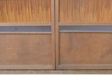 アンティーク建具　波打つようなきれいな木目が目を惹く夏戸2枚セット(簾戸、御簾戸、簀戸、葭戸、夏障子、引き戸、すど)(R-063599)