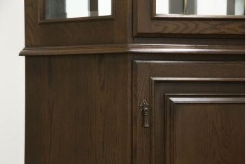 中古　カリモク家具(karimoku)　domani(ドマーニ)　QUEENS LIFE(クイーンズライフ)　クラシカルなデザインが魅力的なコーナーキャビネット(食器棚、キュリオケース、飾り棚、収納棚)(定価約35万円)(R-063610)
