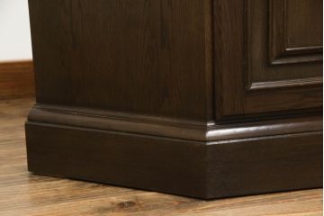 中古　カリモク家具(karimoku)　domani(ドマーニ)　QUEENS LIFE(クイーンズライフ)　クラシカルなデザインが魅力的なコーナーキャビネット(食器棚、キュリオケース、飾り棚、収納棚)(定価約35万円)(R-063610)