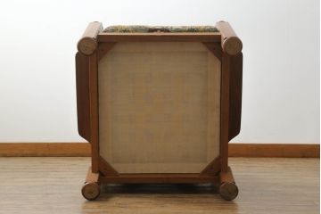 和製ビンテージ　高級品!　三越デパート　チーク無垢材　カーブを描くアームが特徴的な1人掛けソファ(アームチェア、一人掛け)(R-063660)