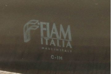 中古　美品　イタリア高級家具　FIAM Italia(フィアムイタリア)　shell　曲面ガラス　打ち寄せる波のようなデザインが美しいローテーブル(ガラステーブル、センターテーブル、コーヒーテーブル)(定価約90万円)(R-063661)