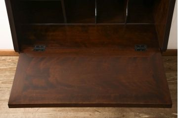 中古　松本民芸家具　805型　気品溢れる佇まいが魅力的なライティングビューロー(簿記机、在宅ワーク、在宅用ワークデスク、机、在宅用引き出し)(R-063662)