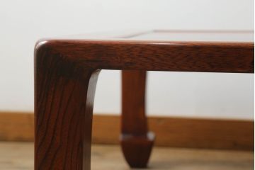 中古　美品　松本民芸家具　欅(ケヤキ)材　通商産業大臣指定伝統的工芸品　上質な和の空間を演出する中落茶布台(ローテーブル、センターテーブル、ちゃぶ台、座卓)(定価約70万円)(R-063665)