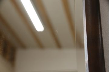 中古　北海道民芸家具　どんな空間にも馴染むシンプルなデザインが魅力のウォールミラー(壁掛け鏡)(R-063670)