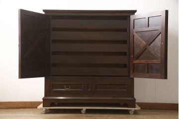 中古　美品　松本民芸家具　クラシカルな雰囲気が魅力のG型和タンス(着物箪笥、チェスト、収納棚)(定価約78万円)(R-063671)