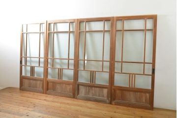 アンティーク建具　ノスタルジックな雰囲気が魅力の大正ロマン高級ガラス戸4枚セット(引き戸、建具)(R-063673)